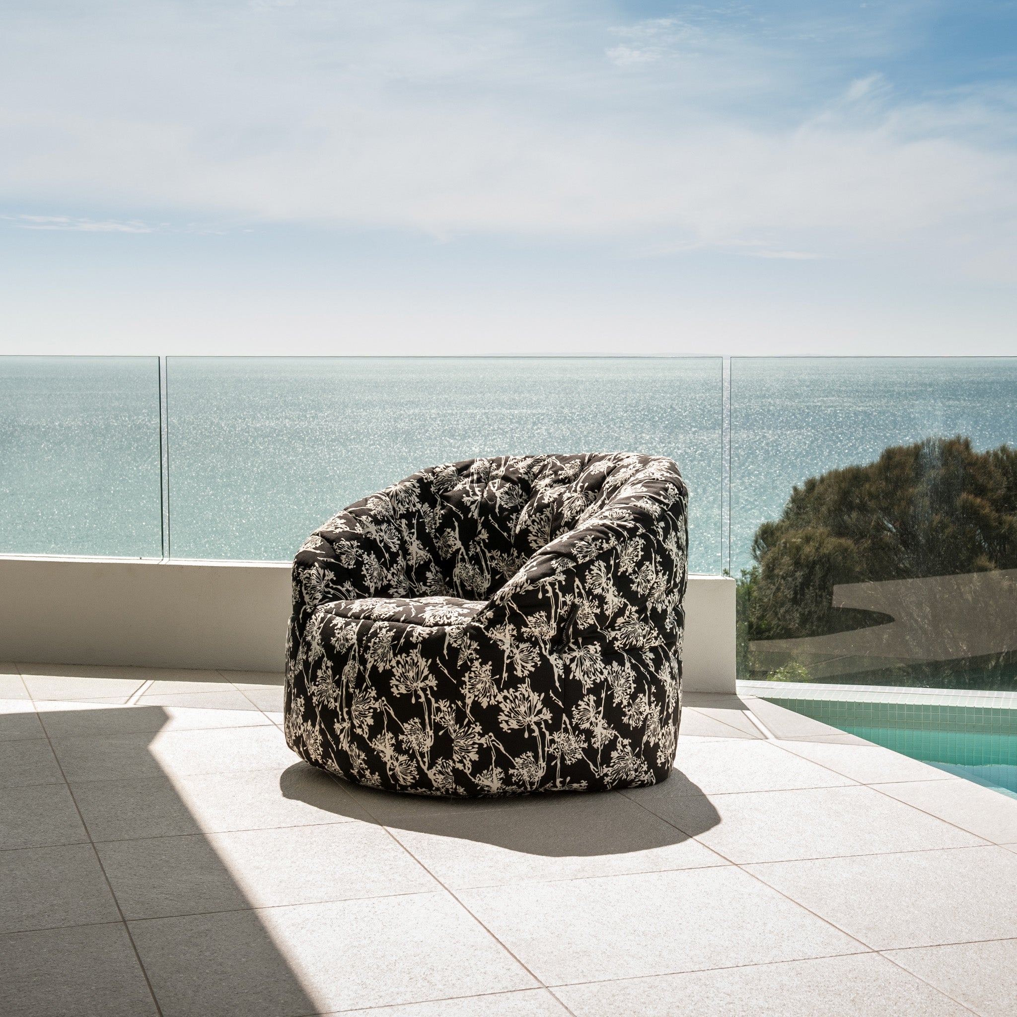 Butterfly Sofa - Outdoor/Interior